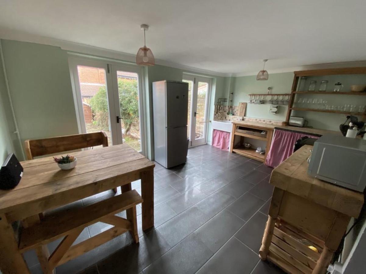 Charming Town Centre Character Cottage With Parking Stowmarket Exterior foto